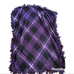 Purple Bias Plaid No-Sew Throw 40x53